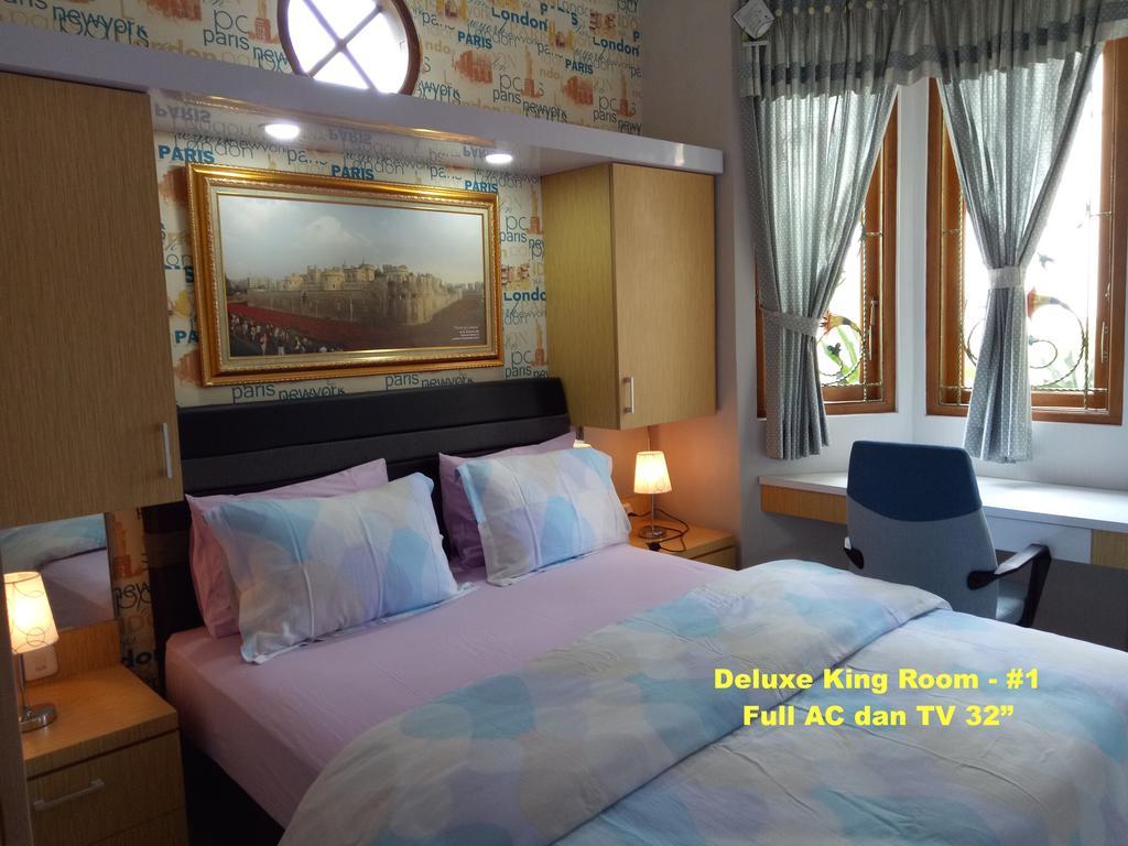 Nariska Suite Homestay Yogyakarta Extérieur photo